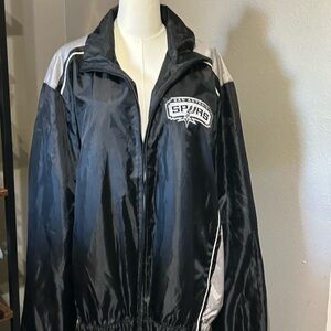 Men’s San Antonio Spurs Windbreaker Size XL